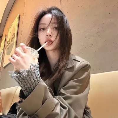 乳房与月亮